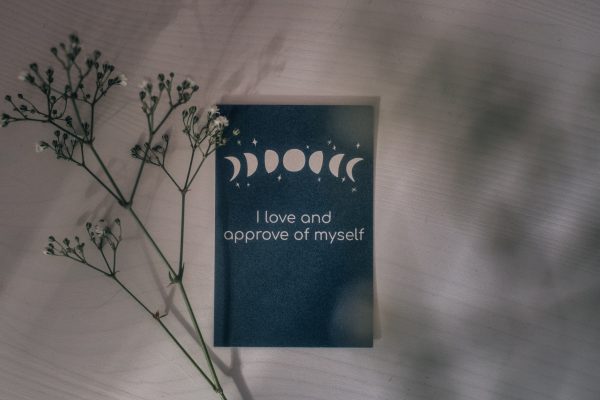 Moon affirmation card with the mantra “I love and approve of myself”